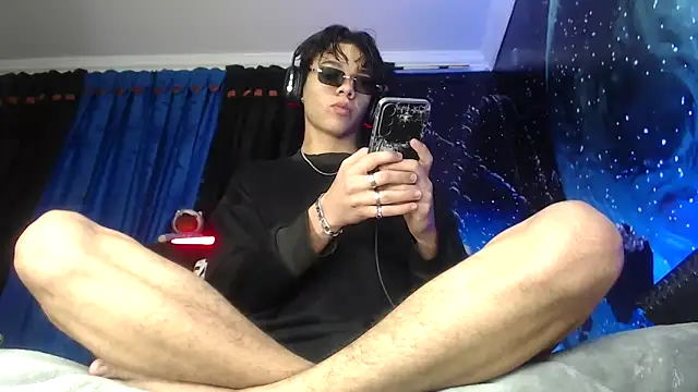 Snapshot of SemerHott chatting on February 19, 2026, 1:19 pm SemerHott online show from February 19, 2026, 1:19 pm