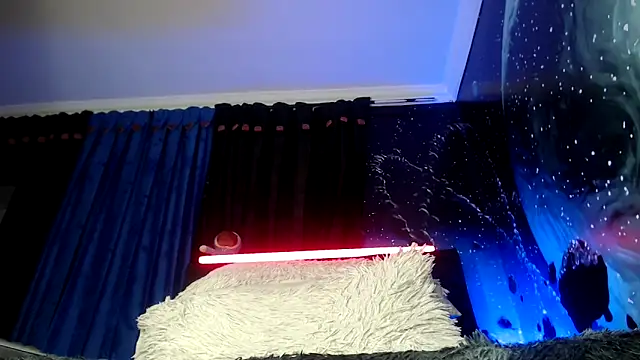 SemerHott online show from December 19, 2025, 1:13 pm