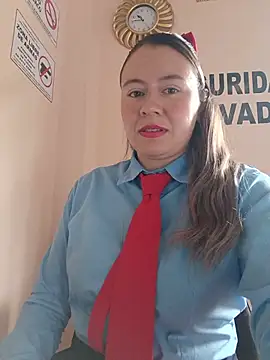 Hannah-colx online show from May 23, 2026, 3:44 pm
