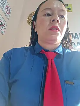 Hannah-colx online show from October 22, 2025, 1:43 pm