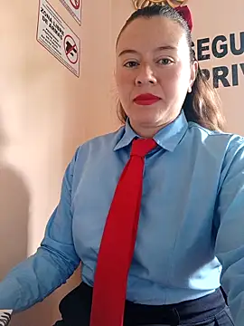 Hannah-colx online show from May 11, 2026, 4:04 pm