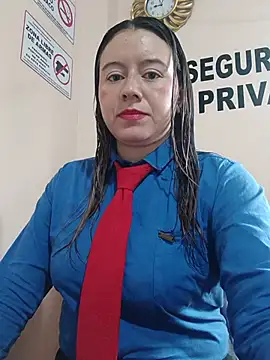 Hannah-colx online show from May 25, 2026, 2:05 pm