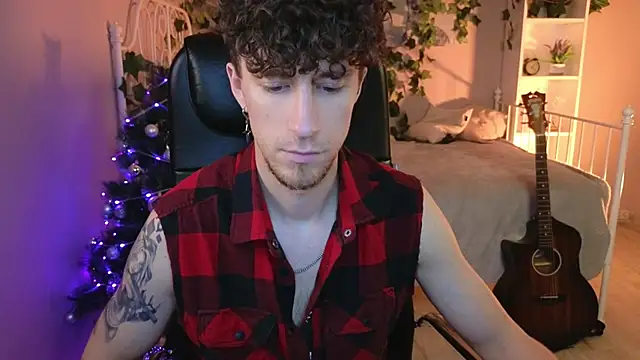 Snapshot of mark_caron chatting on December 18, 2025, 8:34 pm mark caron online show from December 18, 2025, 8:34 pm