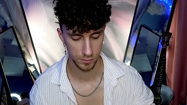 mark caron online show from November 18, 2025, 2:38 am