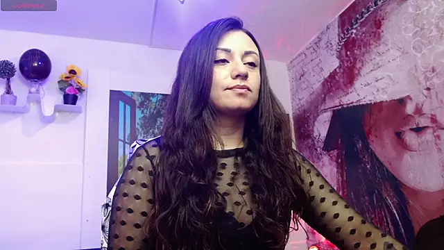 Eva Roussell online show from November 1, 2025, 2:22 pm