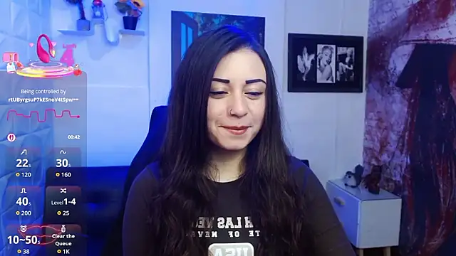 Eva Roussell online show from January 19, 2026, 3:05 pm