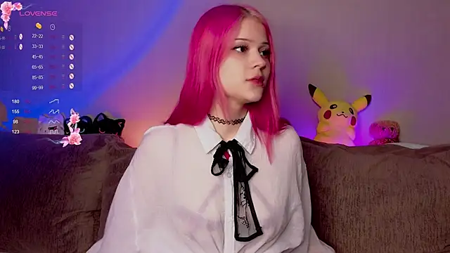 Snapshot of RavenKitten_ chatting on May 4, 2026, 2:48 am RavenKitten online show from May 4, 2026, 2:48 am