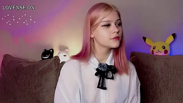 Snapshot of RavenKitten_ chatting on May 30, 2026, 2:29 am RavenKitten online show from May 30, 2026, 2:29 am