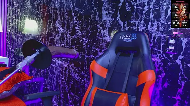 Snapshot of Violet_sl4ve chatting on March 16, 2026, 2:10 pm Violet sl4ve online show from March 16, 2026, 2:10 pm