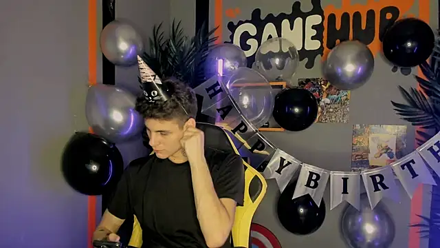 JackWolw online show from October 28, 2025, 9:08 am