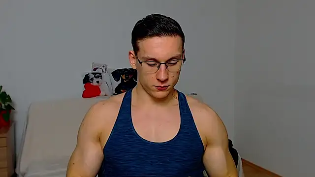 ZeinMiracles online show from November 5, 2025, 7:17 pm