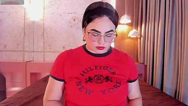 sofiiacarson online show from July 10, 2026, 9:59 pm