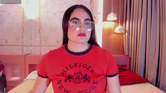 sofiiacarson online show from May 26, 2026, 7:56 pm