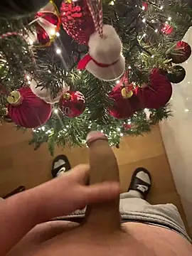 Snapshot of cook907920 chatting on January 16, 2026, 1:31 am cook907920 online show from January 16, 2026, 1:31 am