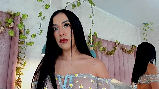 Snapshot of AnyaJay chatting on April 13, 2026, 9:19 pm AnyaJay online show from April 13, 2026, 9:19 pm