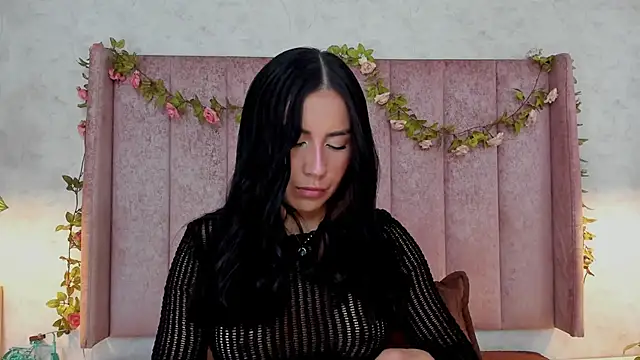 Snapshot of AnyaJay chatting on February 19, 2026, 9:45 pm AnyaJay online show from February 19, 2026, 9:45 pm