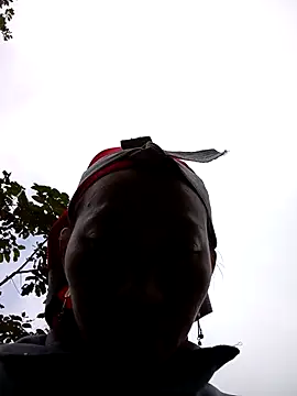 Snapshot of tcm-cute chatting on November 6, 2025, 2:37 am tcm-cute online show from November 6, 2025, 2:37 am