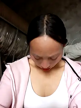 Snapshot of tcm-cute chatting on October 15, 2025, 5:06 am tcm-cute online show from October 15, 2025, 5:06 am