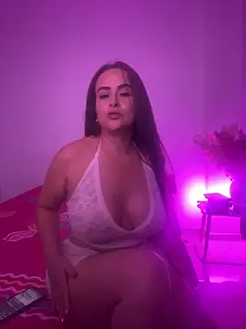 Snapshot of kattywil chatting on March 3, 2026, 5:47 am kattywil online show from March 3, 2026, 5:47 am