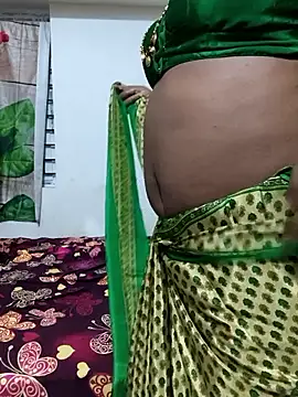 Snapshot of Spoorthi6_Kannada_Telugu chatting on December 3, 2025, 4:39 pm Spoorthi6 Kannada Telugu online show from December 3, 2025, 4:39 pm