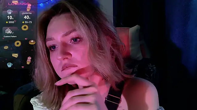 cute1stranger online show from September 26, 2025, 1:40 pm