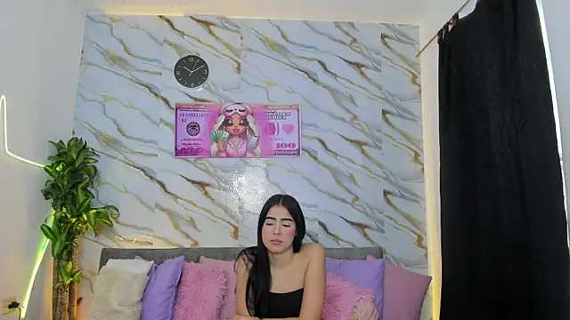 Snapshot of Salomes_Fantasy chatting on November 11, 2025, 6:08 am Salomes Fantasy online show from November 11, 2025, 6:08 am