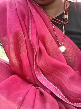 Idhika Handoo online show from October 13, 2025, 10:50 am