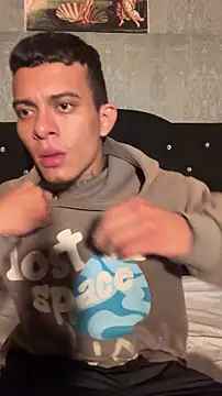 Snapshot of Mrjustin_sebas chatting on March 22, 2026, 9:49 pm Mrjustin sebas online show from March 22, 2026, 9:49 pm