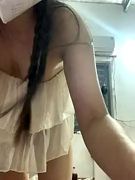 -mathcute- online show from October 6, 2025, 12:23 am