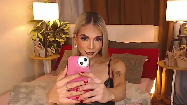 Snapshot of CelestinaMarquez0427 chatting on November 14, 2025, 10:46 pm CelestinaMarquez0427 online show from November 14, 2025, 10:46 pm