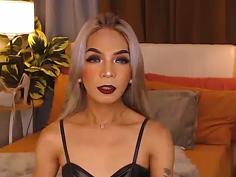 Snapshot of CelestinaMarquez0427 chatting on October 10, 2025, 9:37 pm CelestinaMarquez0427 online show from October 10, 2025, 9:37 pm