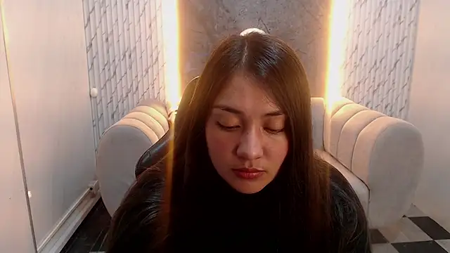 Ivony18 b online show from October 21, 2025, 3:06 am