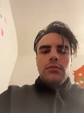 Snapshot of David_leons chatting on October 22, 2025, 12:04 pm David leons online show from October 22, 2025, 12:04 pm