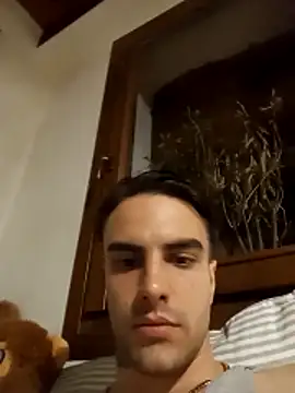 Snapshot of David_leons chatting on April 15, 2026, 11:49 pm David leons online show from April 15, 2026, 11:49 pm