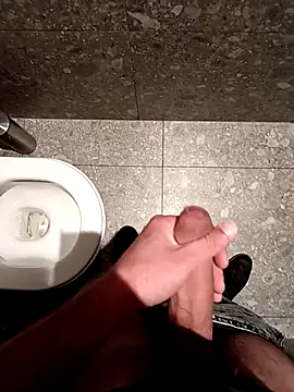 Michael9134 online show from November 10, 2025, 9:14 am