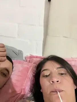 Xiomi sexx online show from November 3, 2025, 2:28 am