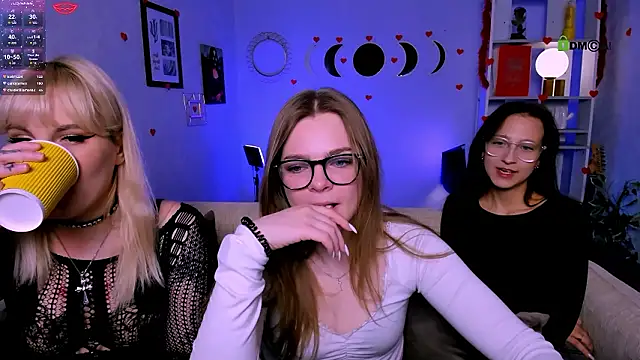 Snapshot of veronica_bubble chatting on February 22, 2026, 8:21 pm veronica bubble online show from February 22, 2026, 8:21 pm