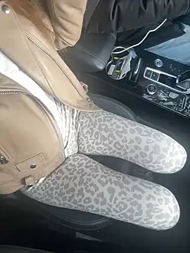 valori online show from December 4, 2025, 8:24 am