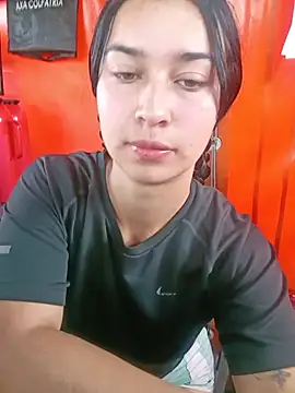 Snapshot of Sol_Sunny chatting on June 12, 2026, 9:23 pm Sol Sunny online show from June 12, 2026, 9:23 pm