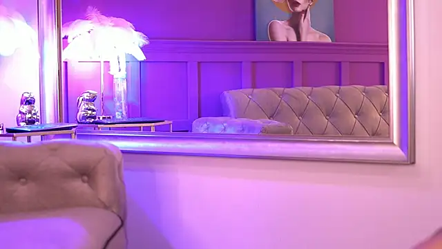 ArinaCarter online show from September 11, 2025, 5:24 pm