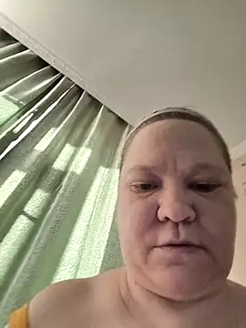 Snapshot of Daysie_Fanny chatting on January 9, 2026, 6:20 am Daysie Fanny online show from January 9, 2026, 6:20 am