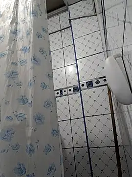 Snapshot of Exotic19cm chatting on November 11, 2025, 10:47 pm Exotic19cm online show from November 11, 2025, 10:47 pm