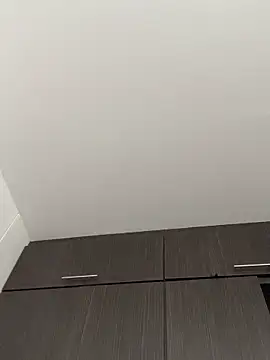 AlannaEvons online show from September 18, 2025, 5:27 pm