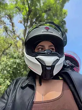 AlannaEvons online show from July 10, 2026, 3:12 pm