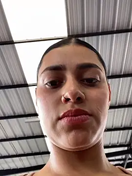 AlannaEvons online show from October 6, 2025, 5:35 pm