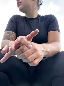 AlannaEvons online show from September 23, 2025, 10:17 pm