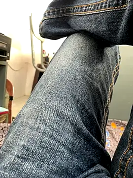 Snapshot of LOVE4GIRL chatting on September 12, 2025, 7:41 am LOVE4GIRL online show from September 12, 2025, 7:41 am