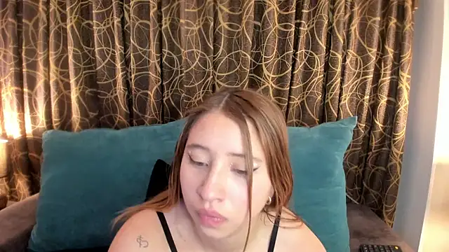 mia skys online show from February 7, 2026, 12:57 pm