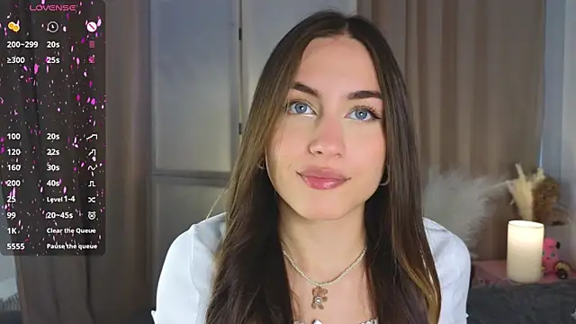 Moonlight1Sonata1 online show from September 26, 2025, 9:05 am