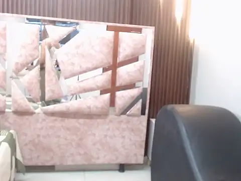 sabrina roosa online show from October 17, 2025, 11:23 am